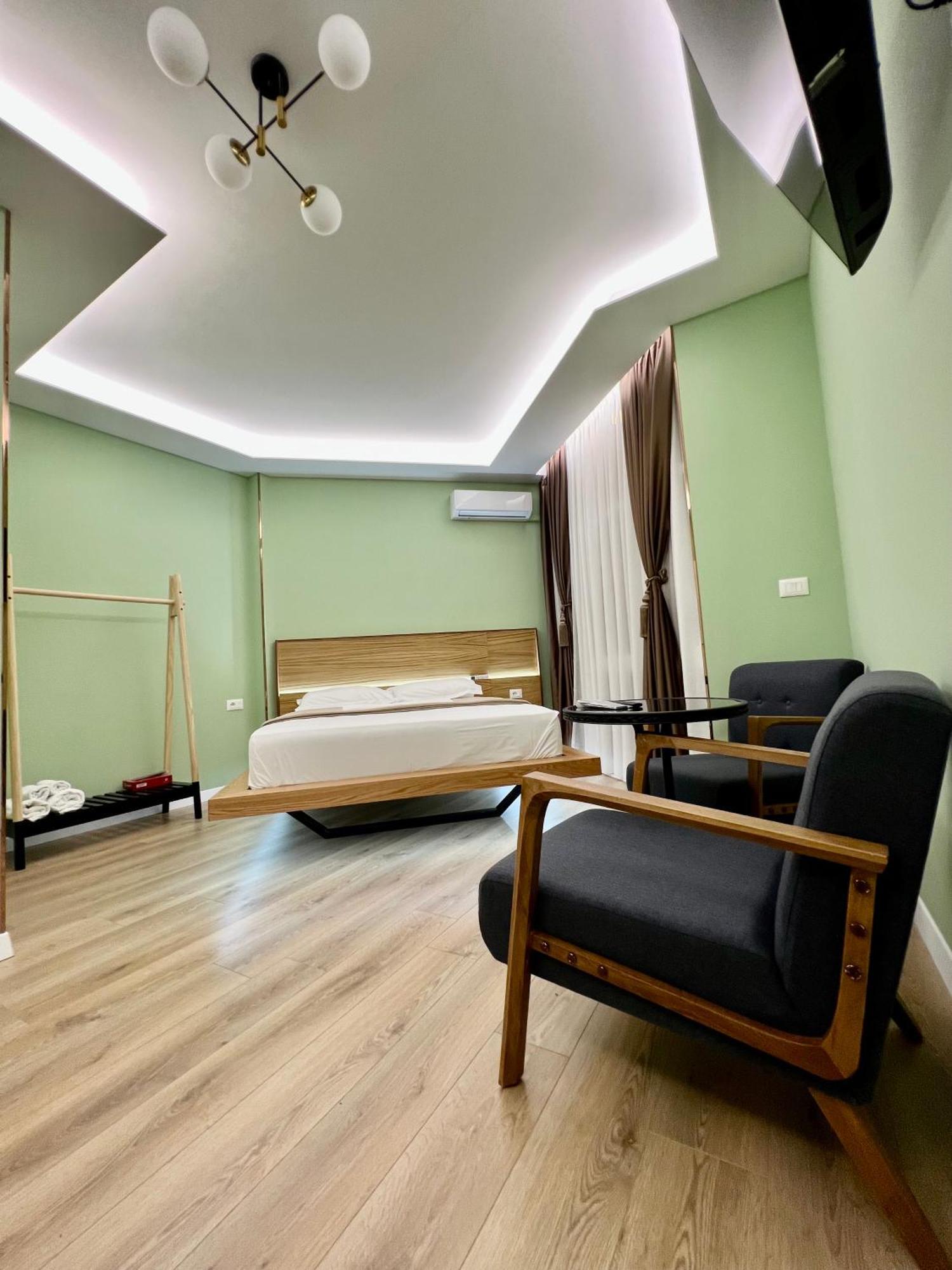 Spiranca Luxury Suites Tirana Quarto foto